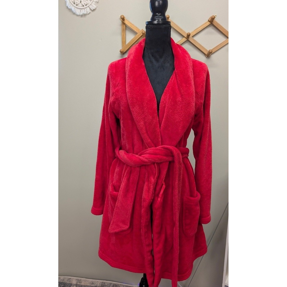 Victorias Secret Red Plush LOVE Embroidered Robe Size M/L Shawl Collar Fleece